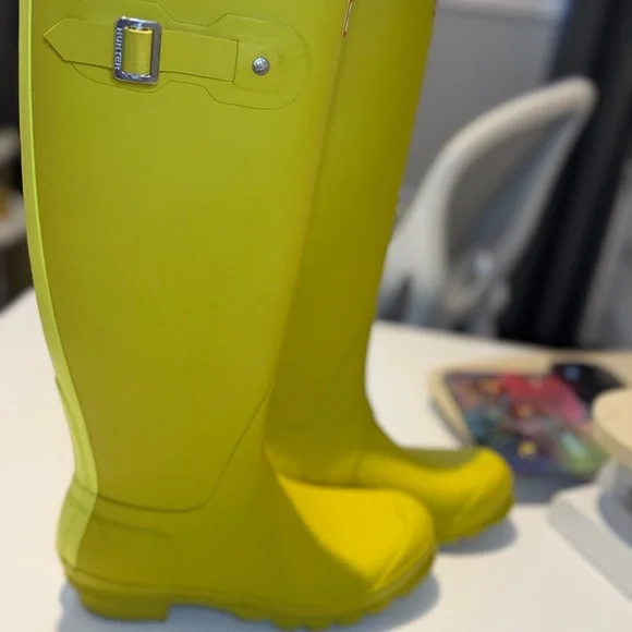 💚Hunter Original Tall Rain Boots – Yellow-Green - Picture 7 of 9